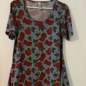Lularoe M Women’s Light Blue Floral Scoop Neck Top with Red Roses